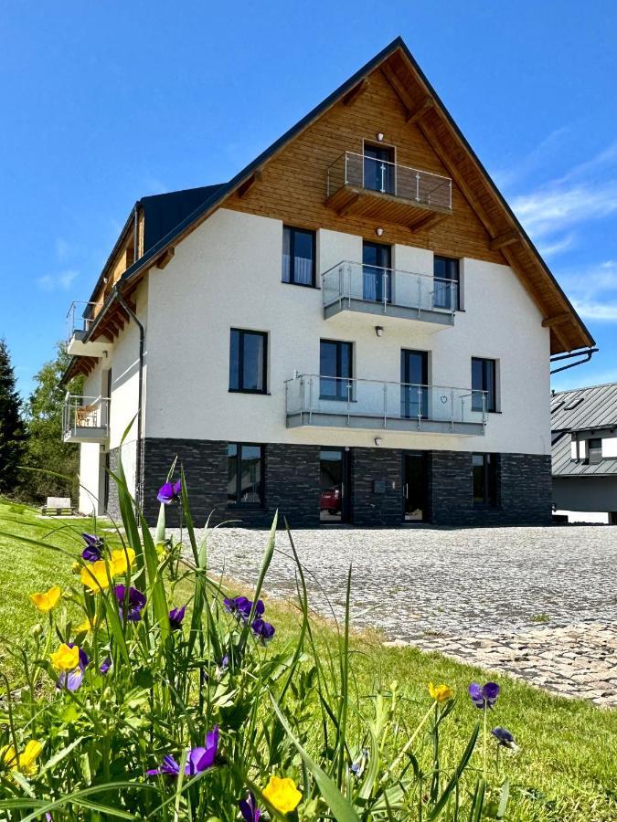 Apartman Pod Plesivcem Абертами Экстерьер фото